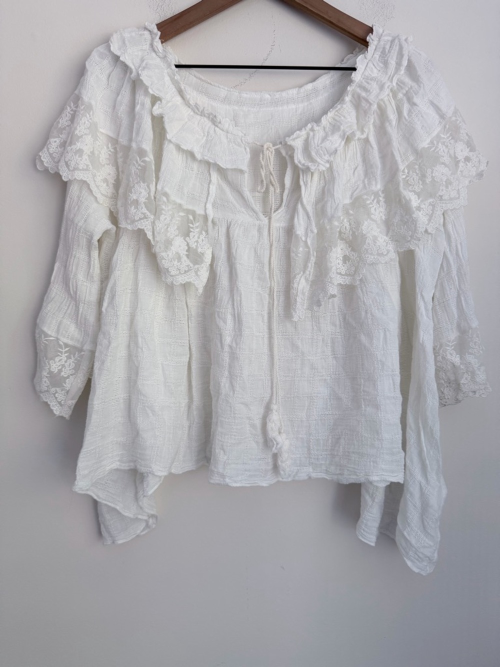 Cottage white top blouse ruffled lightweight oversized flowy floral lace fairy
